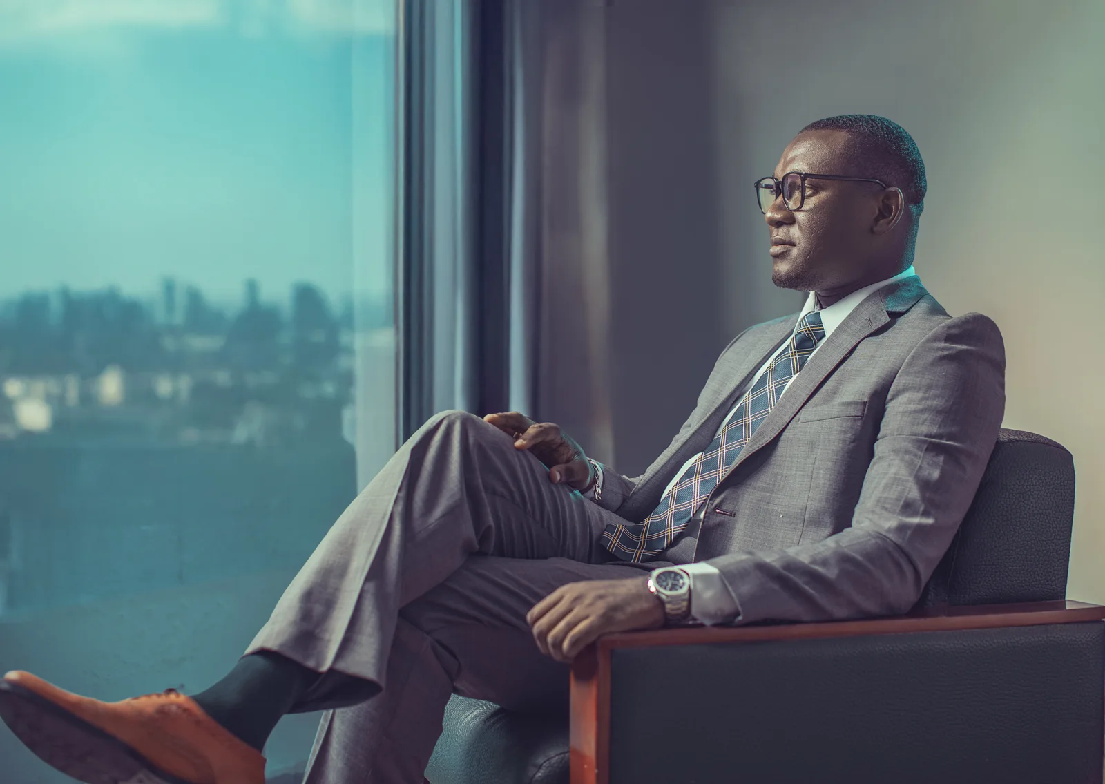 Grey suit portrait of David Jeng